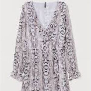 Divided H&M Gray Snake Print Mini Dress